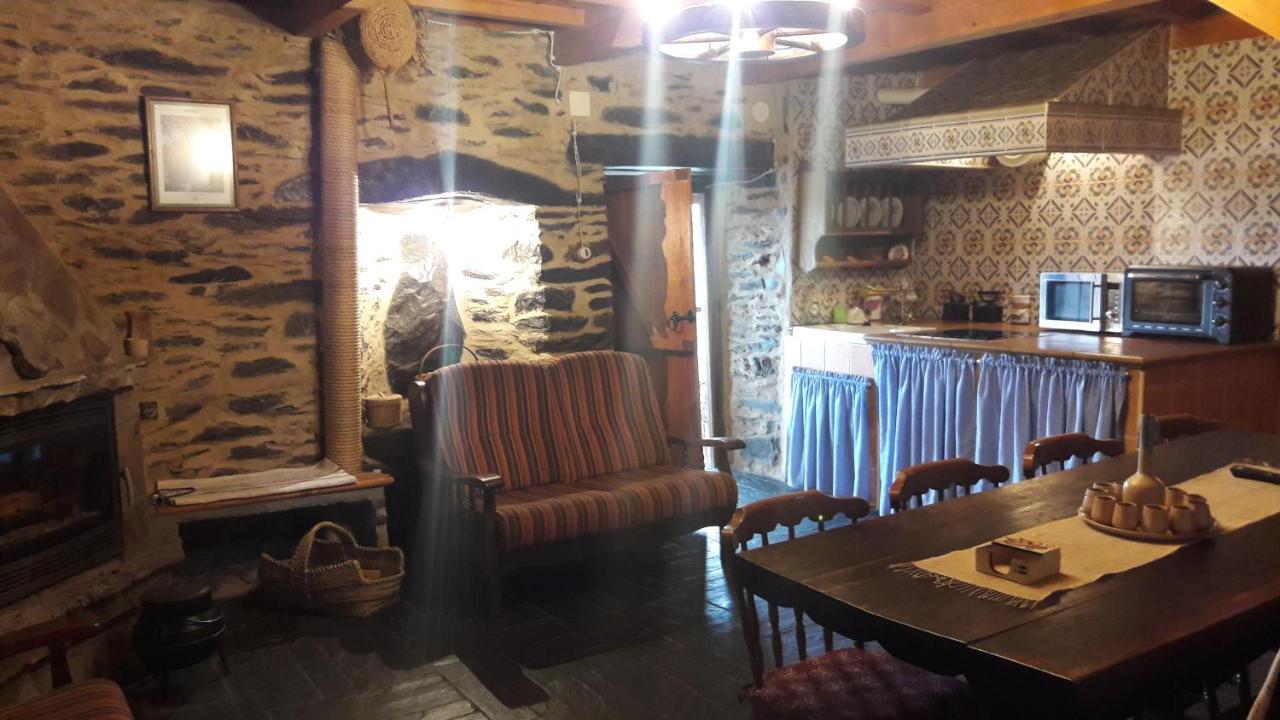 Casa Rural Albina Susane del Sil Bagian luar foto
